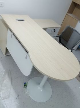 办公桌书桌医生诊所所卫生院接诊宠物医院专科养老就诊断桌椅学校