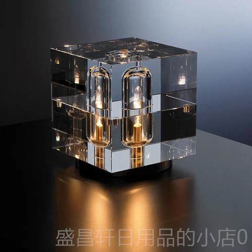 高档厅后台现代铜简约K9水晶台灯全卧室床头柜客创意设计师北欧轻
