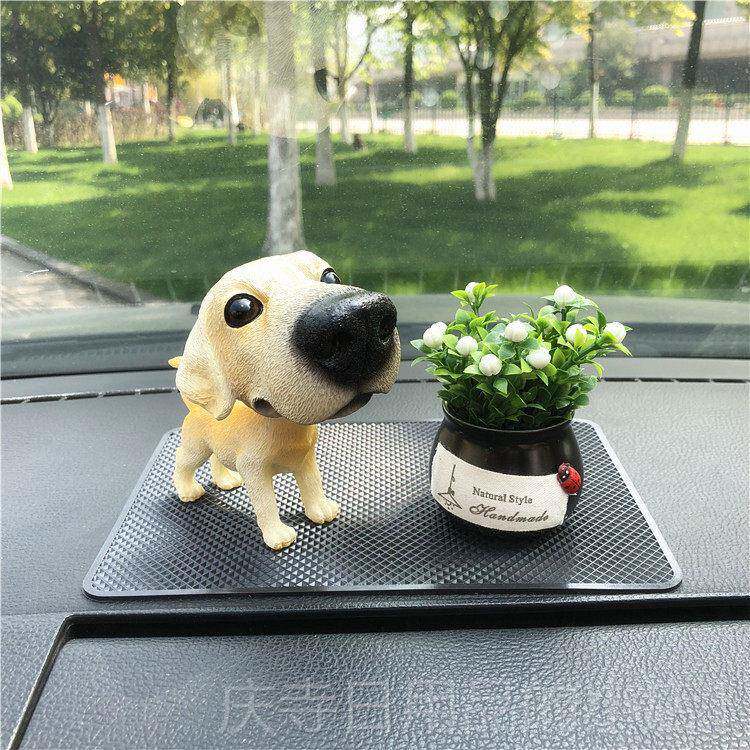 高档创意车摆件可汽爱头小狗车个性车载车内饰品摆饰件摇车上装饰