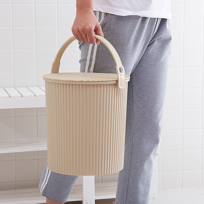 大号水桶家用加厚幼儿园可坐浴室洗澡洗衣手提塑料洗车钓鱼桶带盖