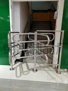 超市单向门进出口器出入口摆闸门只进不出收银台不锈钢护栏禁行门