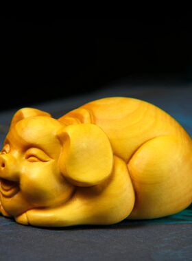 黄杨木雕创意生肖猪实木刻工艺品文玩手把件家居装饰摆件汽车挂饰