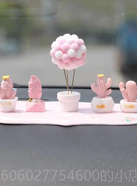 卡通车内饰品亮摆件可爱小猪创用全意88669汽车中控台漂装饰品大