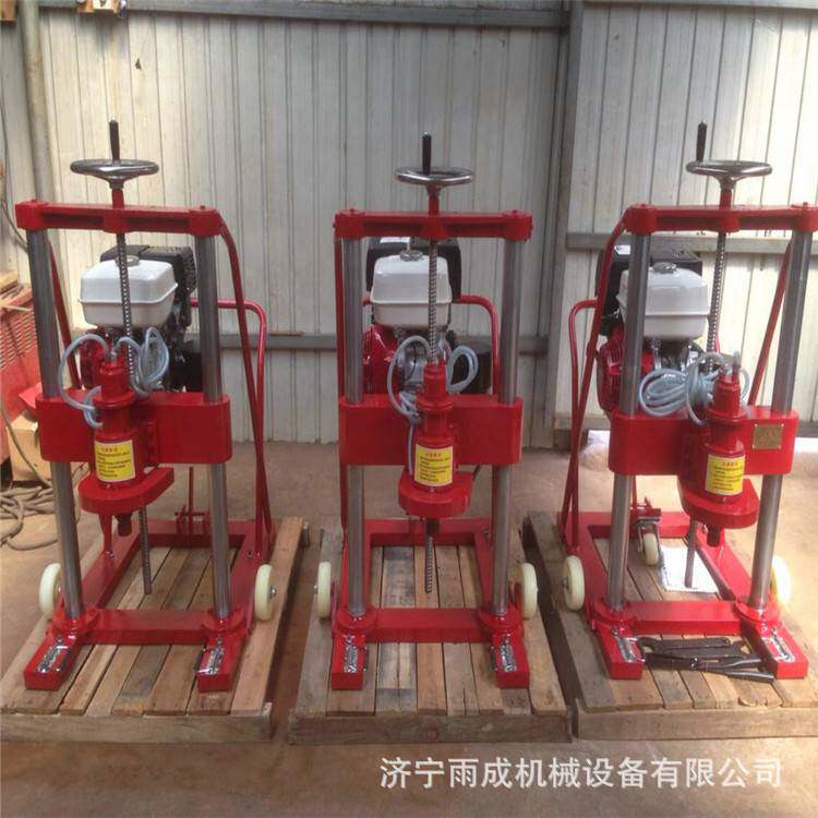 混凝土钻孔取芯机视频 地矿勘探钻探机价格 钻孔取样机厂家 图片