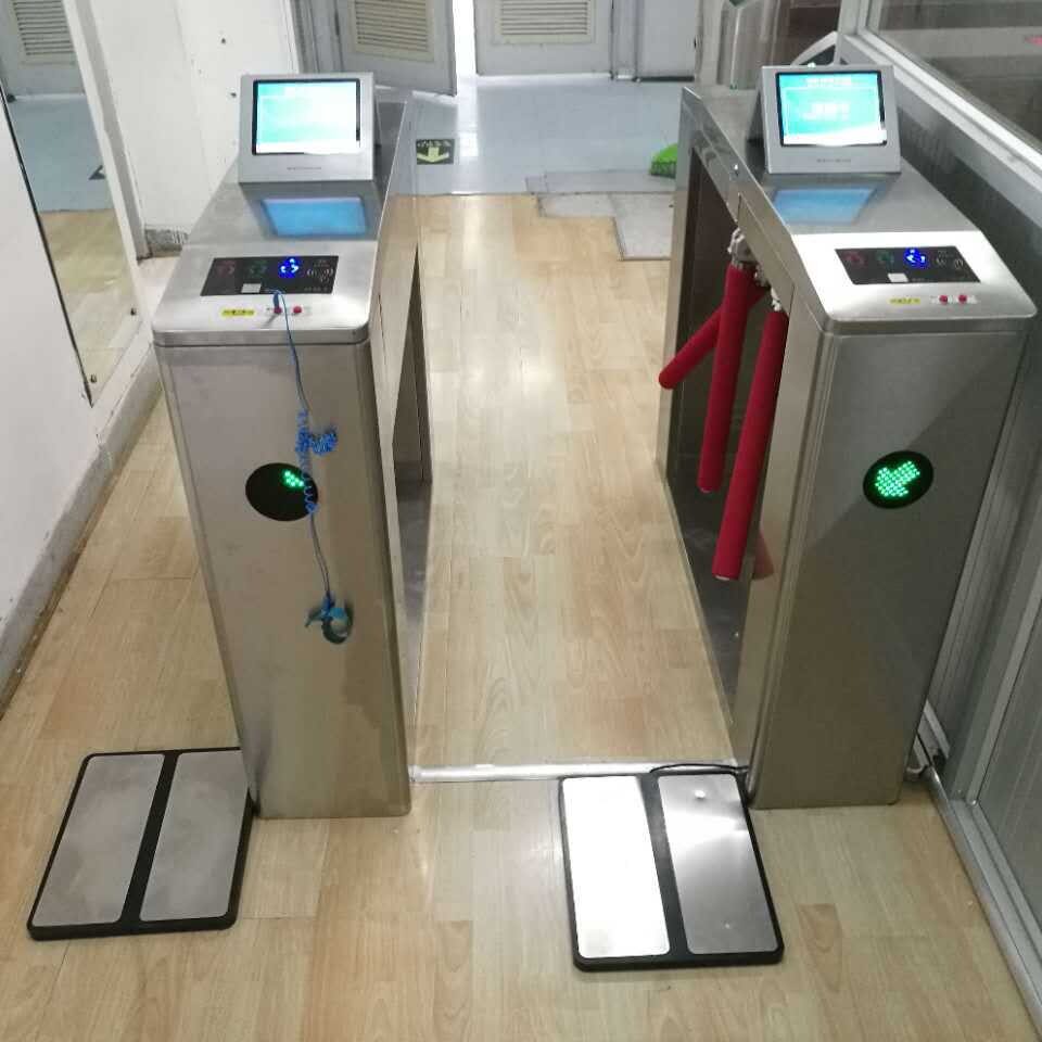 ESD防静电三辊闸阻值显示