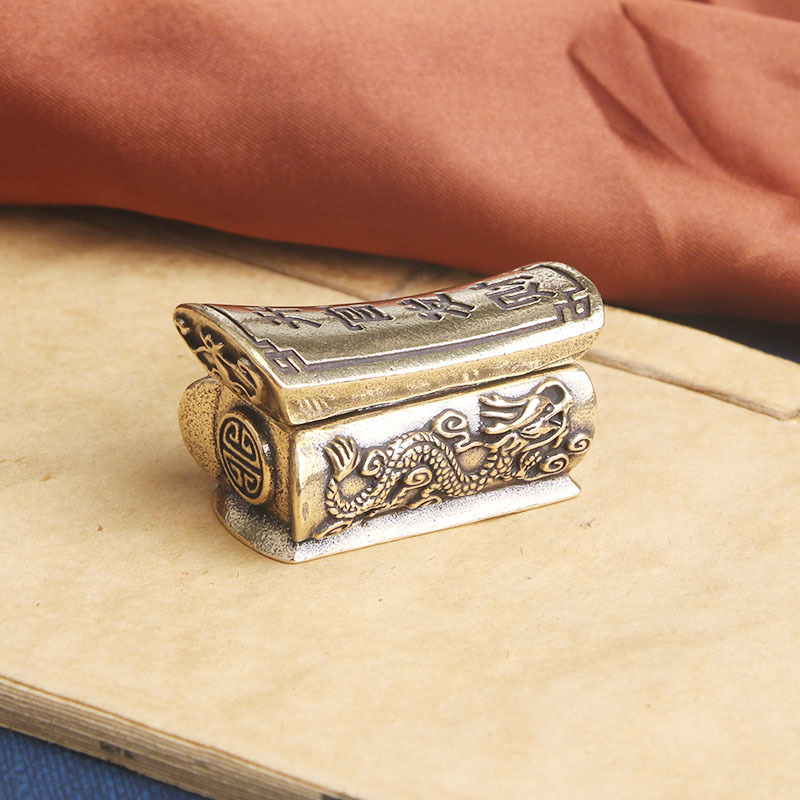 典藏国风艺术黄铜摆件复古法手工匠作开盖龙凤棺材汽车把件文官玩