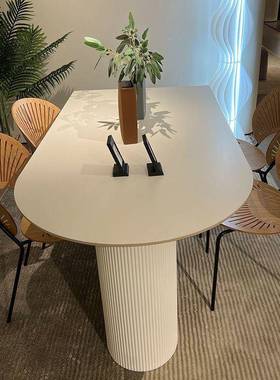 2桌25家油用0法式餐椭圆形餐桌岩板网红JHM新款现代简约奶风餐桌椅