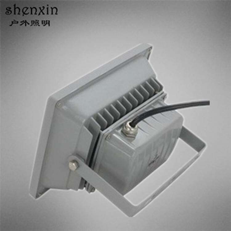方形投光灯30W大功率集成LED泛光灯户外防水景观照树灯楼宇外墙灯