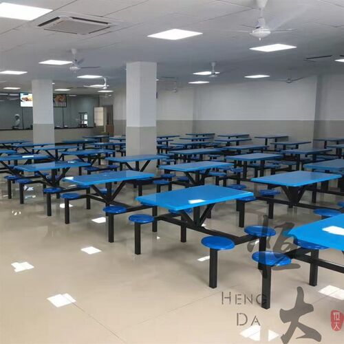 学校学生食堂餐桌椅组合4人8人位玻璃钢员工连体快餐桌椅饭堂餐桌