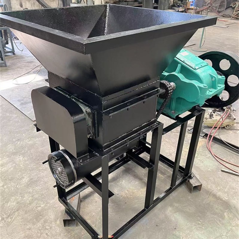 多功能塑料撕碎机金属轴废铁轮胎木材粉碎机肉类易拉罐破碎机厂