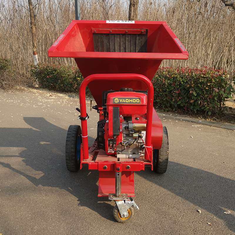 碎枝机柴油树枝粉碎机家用小型果园树移J动粉碎树木枝条秸秆碎加