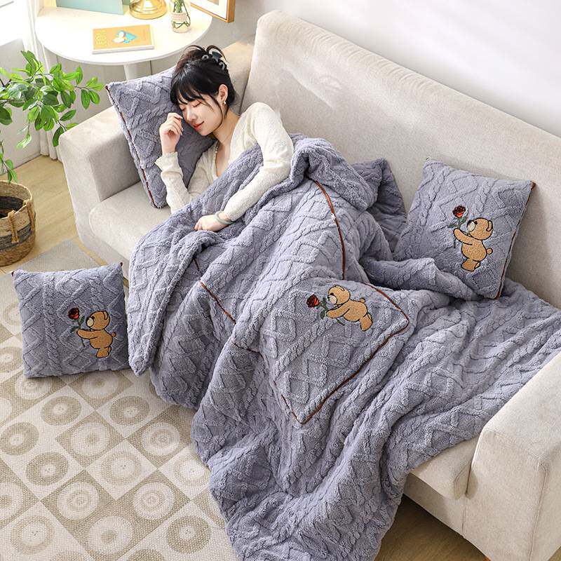 马年2023新款抱枕被子两用纯色简约汽车沙发靠垫家用办公室午2026