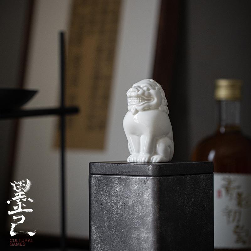 墨己 陶瓷茶宠摆件 茶道配件狮子茶席玩物摆设 玉泥白瓷吉狮行乐