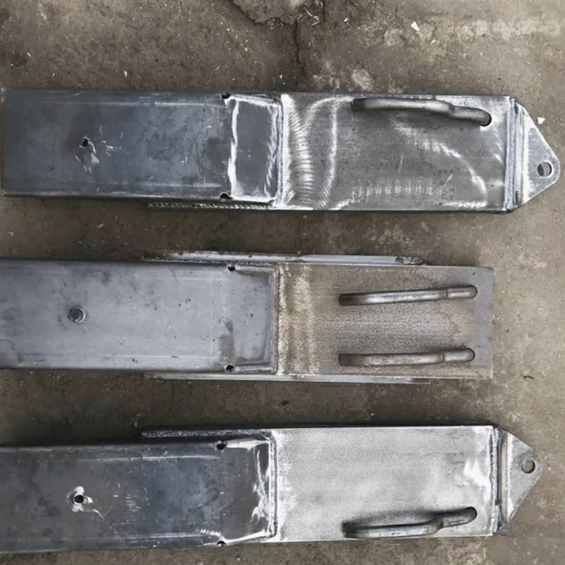 五征奥驰原厂配件 奥驰X2 D3奥驰X3T3 原厂车厢后立柱 插桩 站柱