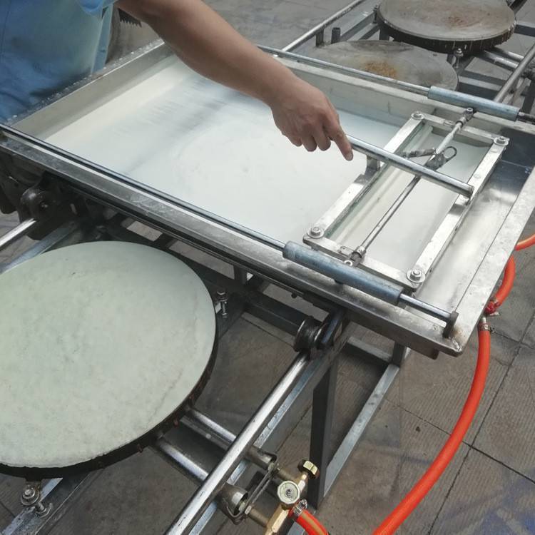 4个鏊子印刷式手推煎饼机 商用小型全自动电动仿手工杂粮煎饼机