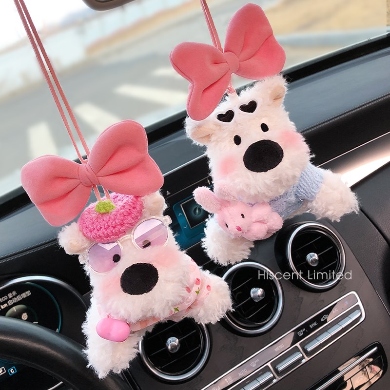 车载挂件西高地小狗2025新款汽车后视镜挂饰毛绒公仔玩偶高级感女