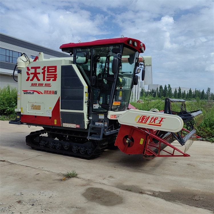 沃得锐龙135马力空调驾驶室收割机高炮卸粮全喂入小麦联合收割机