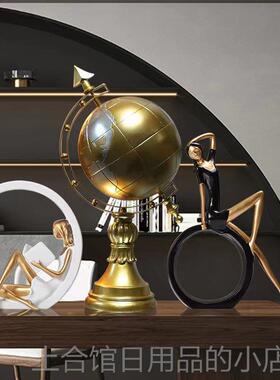 高档欧文艺看书女孩摆件客厅玄关公办室桌面书房家北居轻奢装饰品