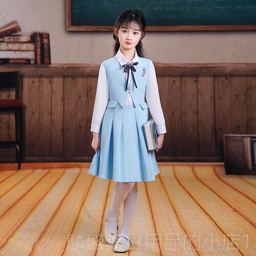 正品元旦歌大合团服装中小学生表演儿运动会童比赛朗红诵演讲唱演