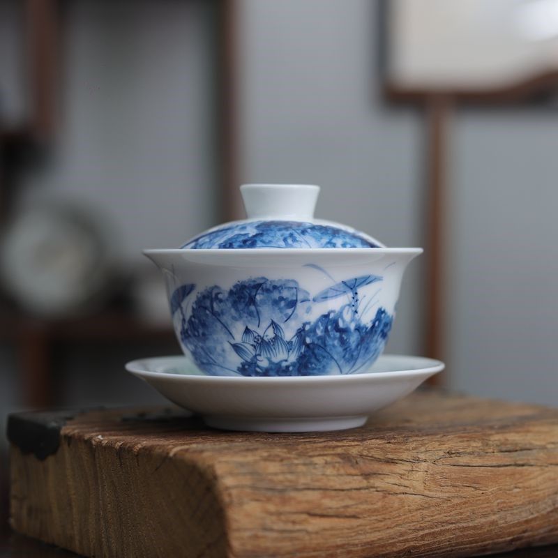 手绘青花瓷三才盖碗功夫茶碗泡茶器家用单个茶具荷花大号茶碗釉下