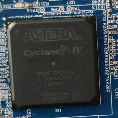 EP4CE75F23I7NEP4CE30F23C8N各一个