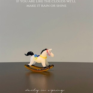 马上有钱淄博琉璃摇摇马工位来财摆件打工人玄关财位非遗手工装饰