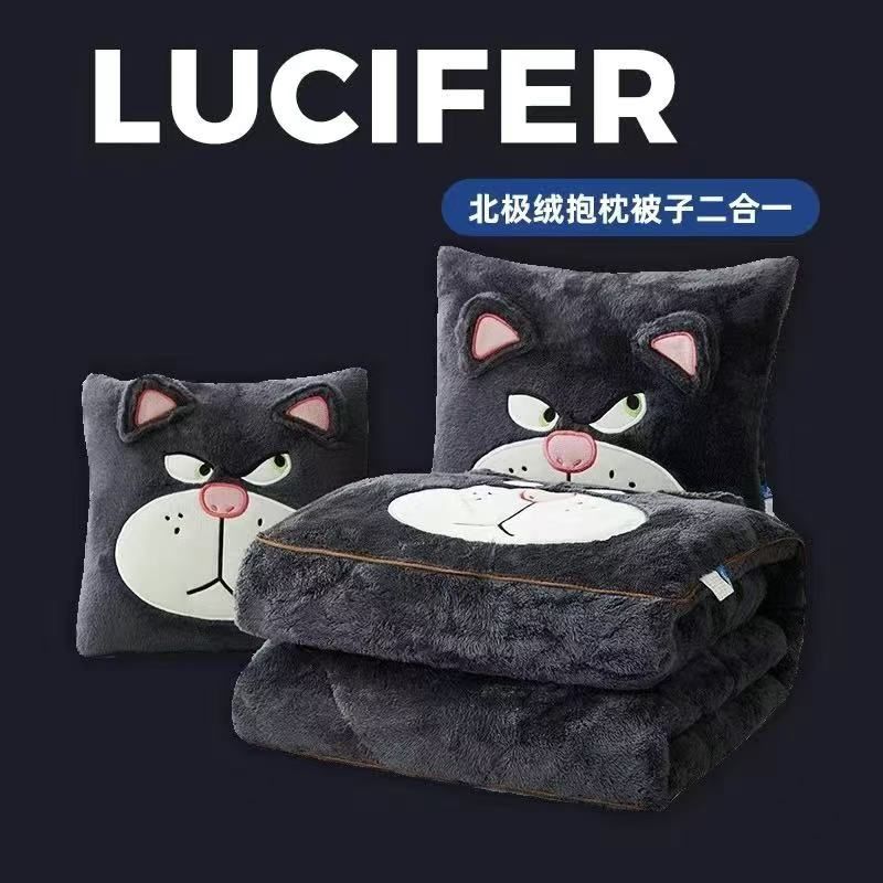 草莓熊抱枕被子两用二合一办公室车用午睡毯子加厚折叠靠背毛毯被,居家布艺,抱枕被,淘宝优惠券,粉丝福利购,淘宝优惠卷