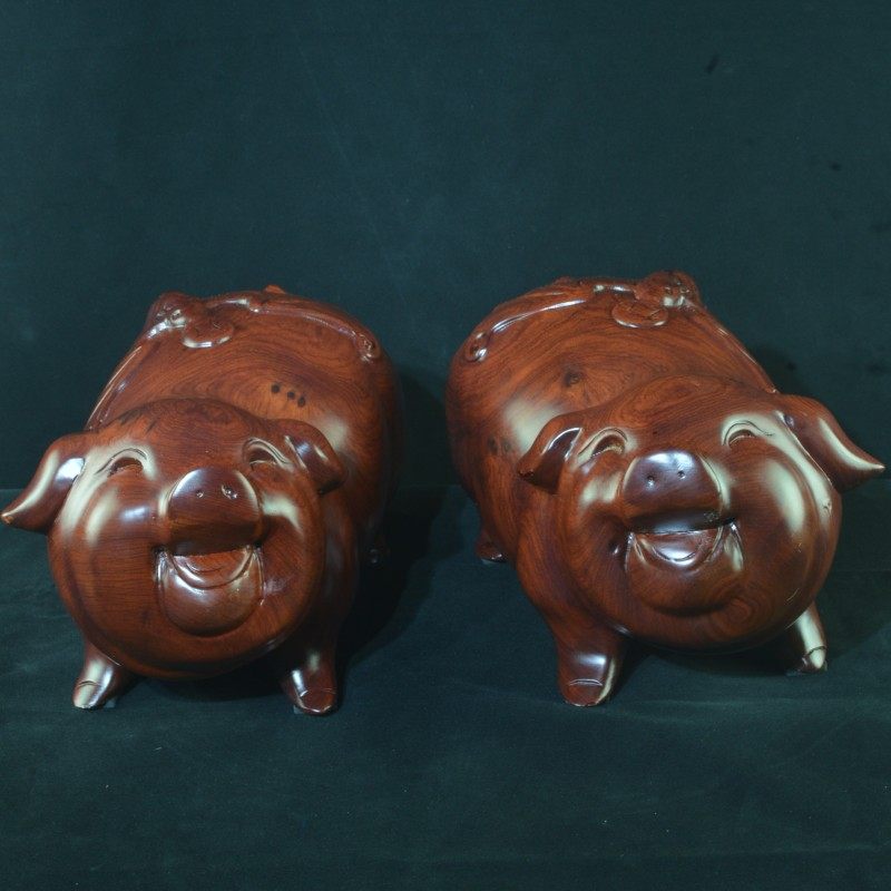 红木小猪木雕缅甸花梨木福猪古典客厅手工雕刻猪摆件实木工艺品