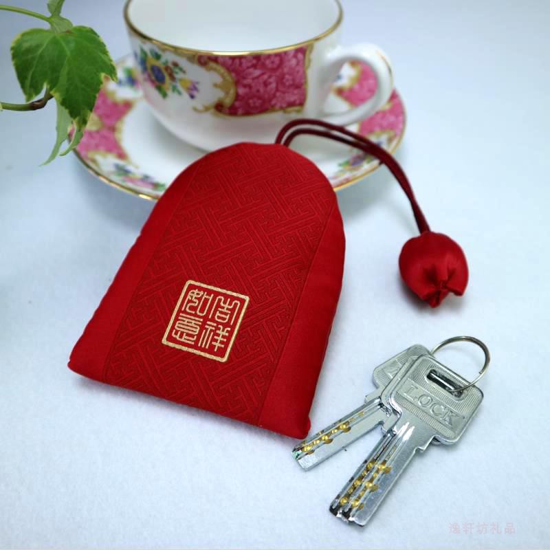 纽扣钥匙包创意钥匙抽拉式钥匙包精细织绣装饰搭配女士款式