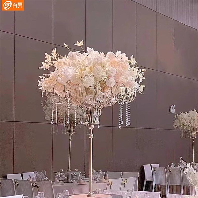 百界2024新款婚庆道具铁艺桌花花器架婚礼堂T台路引现场布置装饰 - 实物图