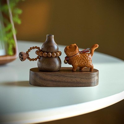 崖柏木傲娇猫咪汽车摆件胡桃木香薰可爱车内车载香氛家居桌面摆件