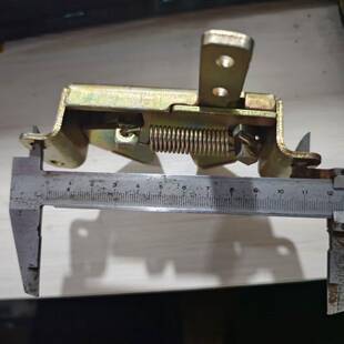 乐星拖拉机配件 机罩锁 机盖锁 拖拉机配件