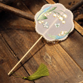 长款 复古风珍珠流苏八瓣刺绣花风铃花朵跳舞蹈宫扇子 圆形团扇女