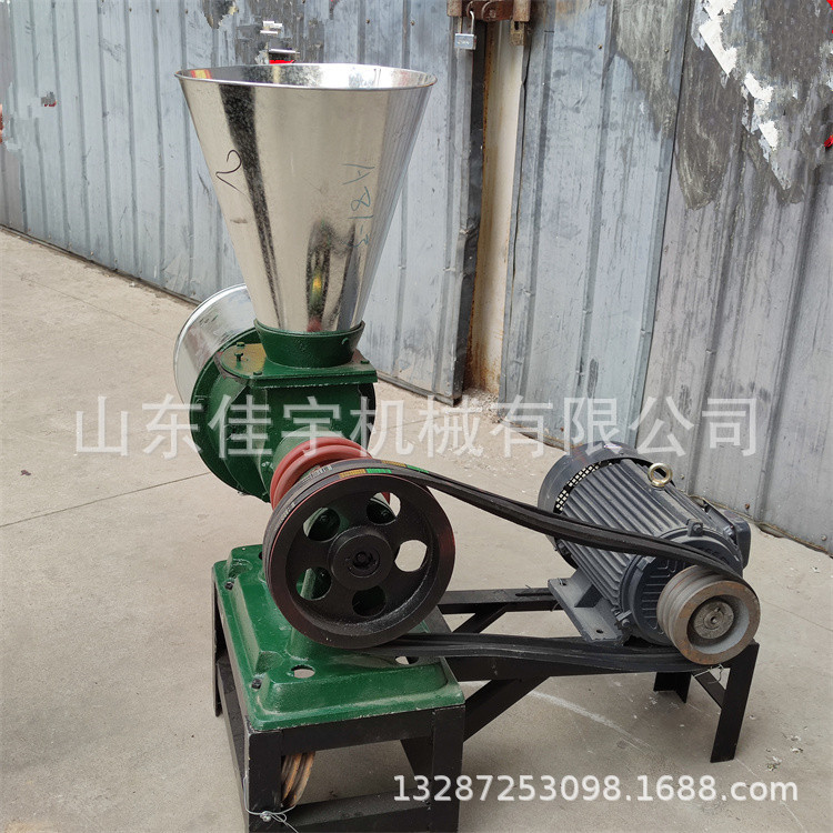 家用型电动打面机去麸皮苞米面粉机卧式家用青稞磨面机