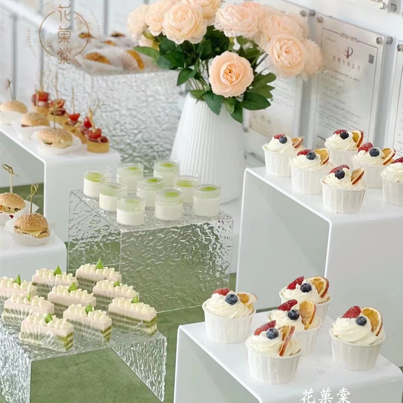 压克力甜品台展示架百搭甜品台摆台展示架辛苦压克力甜品台展示架