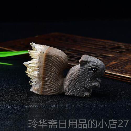 高档乌圭天然紫水晶簇松鼠摆拉件菊花晶原石雕刻家小居客装厅饰品