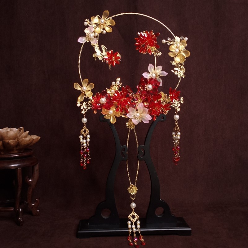 古典团扇中式汉服婚礼金色古装配饰镂空扇子流苏秀禾捧花佳吟