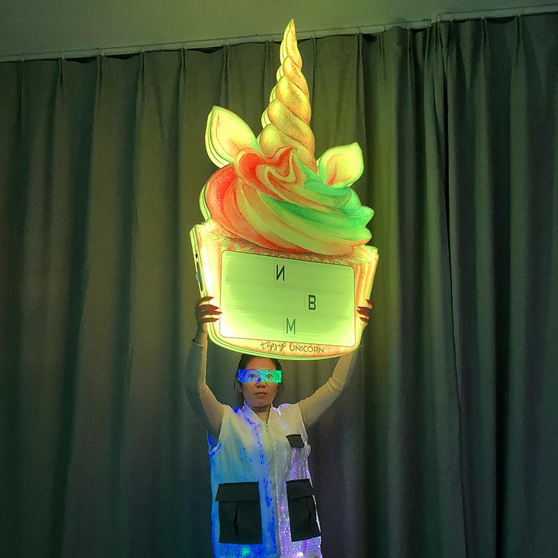 发光牌节目气氛牌七彩充电手举牌字母牌 酒吧氛围道具亚克力LED发
