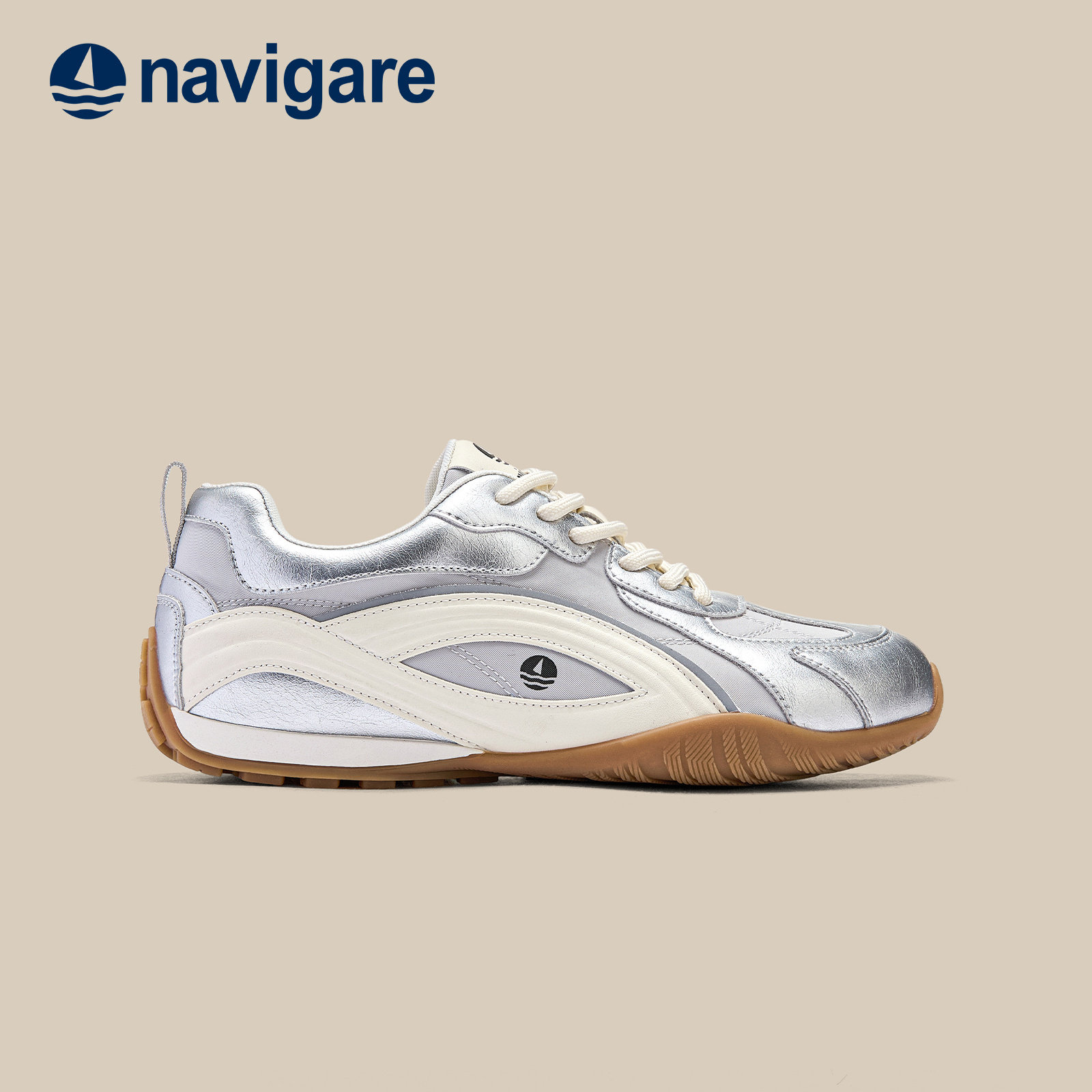 Navigare小帆船女鞋银色德训鞋图片