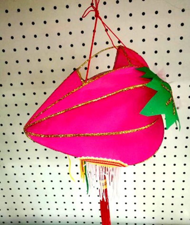 中秋节传统手工艺灯笼铁艺杨桃灯笼弹力绸布室内装饰水果布多彩新