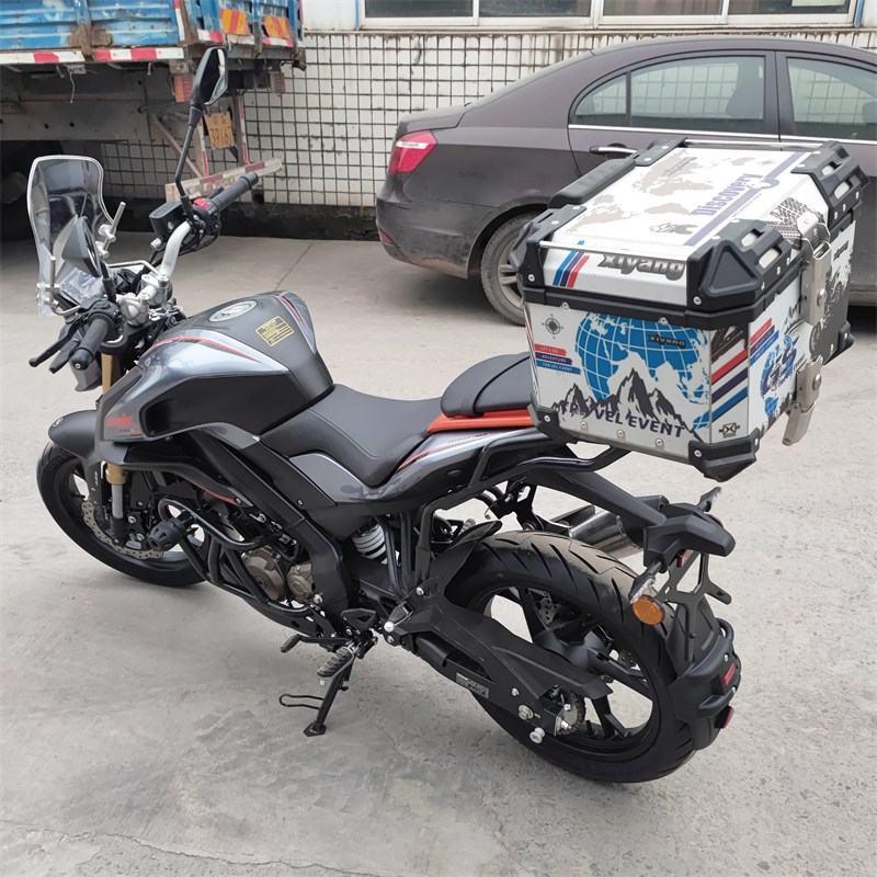 适用于钱江追1前挡风玻璃SRK1S改装PC风挡QJ1-31B挡风罩