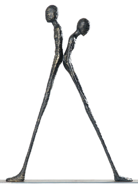 人物雕塑艺术品样板房桌面现代抽象创意铁艺摆件金属长腿坐姿人像