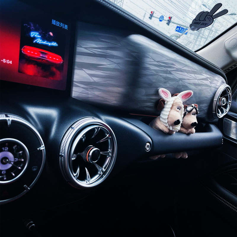 飞行员小狗狗汽车怀挡雨刮器装饰车载方向灯挂件摆件心情好物挂饰