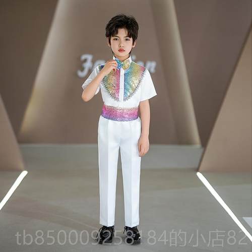 正品儿童男女表演服，小学生装合唱团诗歌朗诵服装表装演服亮片中
