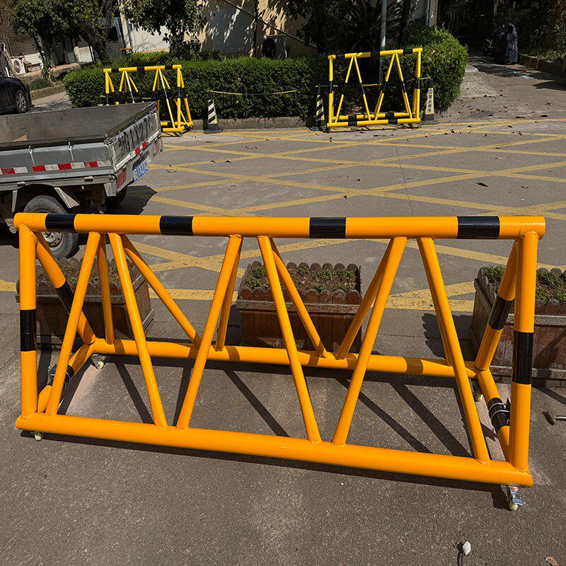 拒马移动护栏路障防冲撞幼儿园学校门口防撞防护栏加油站安全设施