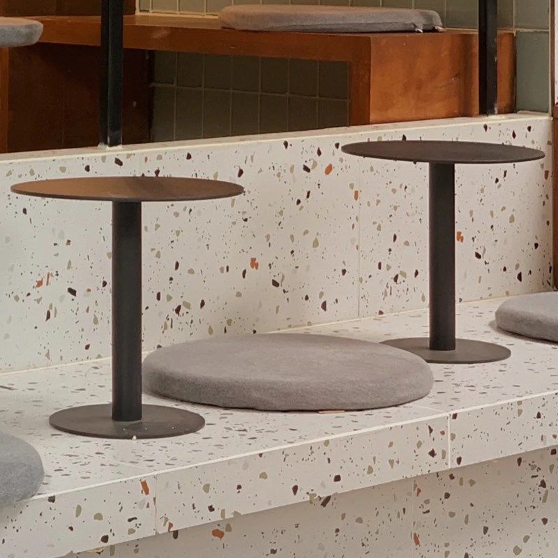 工业风咖啡奶茶店卡座小圆桌饮品餐厅矮桌台阶桌子铁艺小茶几边几