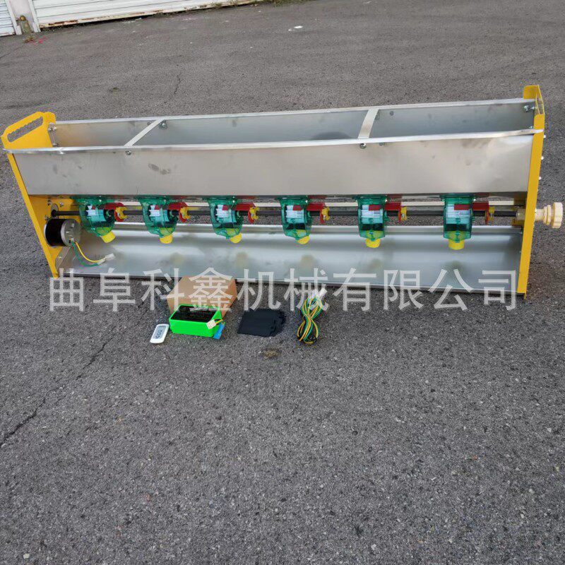 果园大棚施肥机三轮后挂式遥控撒肥机小型颗粒化肥施肥器科鑫