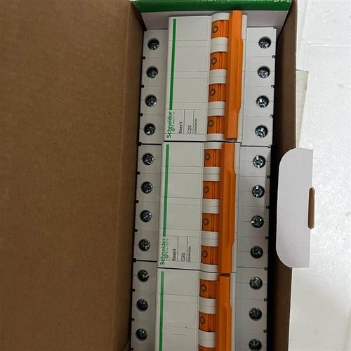 EA9AN4C20 20A 4P c类