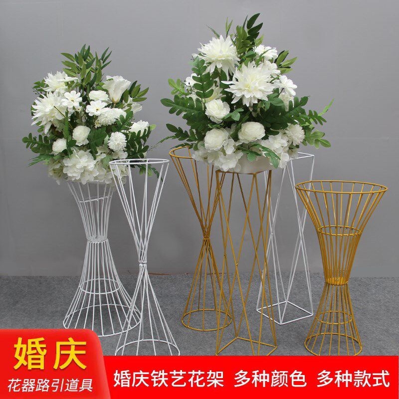 铁艺几何镂空花瓶摆件金色蛮腰盆花器婚礼桌摆花器婚庆道具路引花