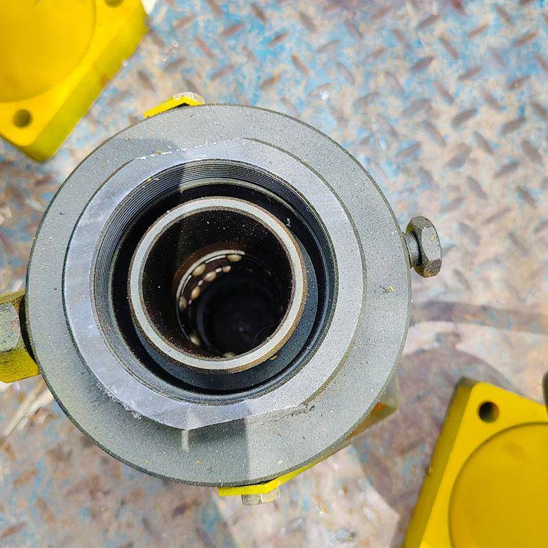 GYD-60型液压滑膜千斤顶 烟囱筒仓安装 滚珠款爬杆顶起机